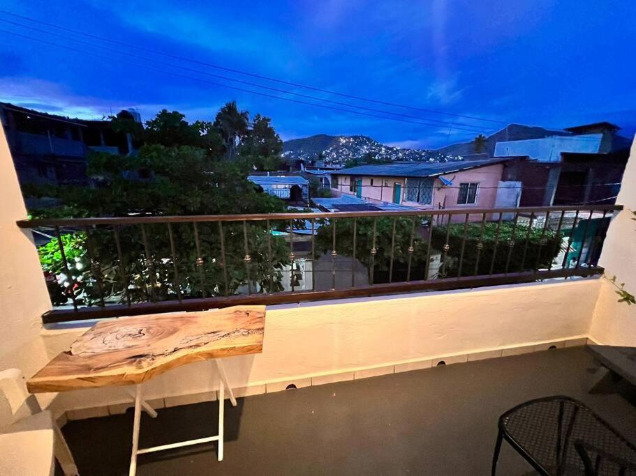 Lovely Studio Apartment With Balcony Ac & Wi-Fi, Minutes From Downtown! Zihuatanejo Kültér fotó