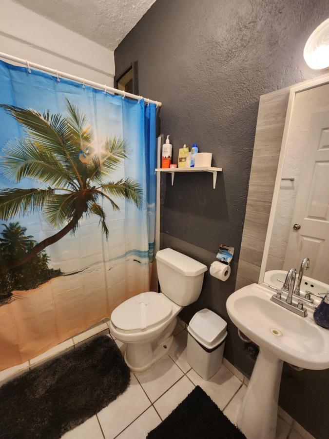 Lovely Studio Apartment With Balcony Ac & Wi-Fi, Minutes From Downtown! Zihuatanejo Kültér fotó